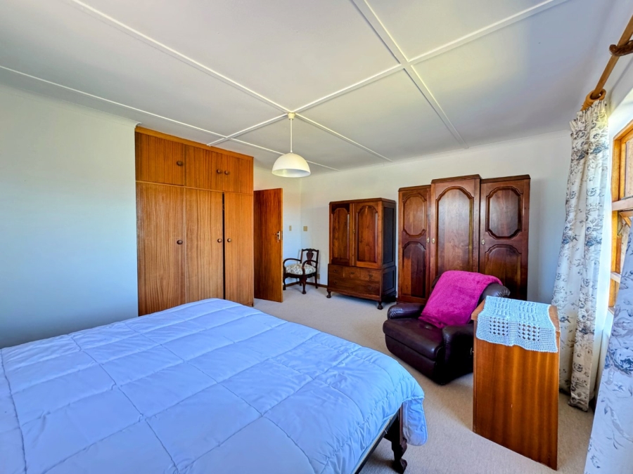 4 Bedroom Property for Sale in Stilbaai Wes Western Cape